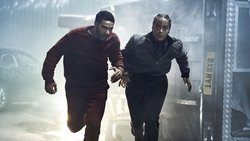 Schicksalsgemeinschaft auf der Flucht: Amber (Izuka Hoyle) und Tibor (Tahar Rahim).
