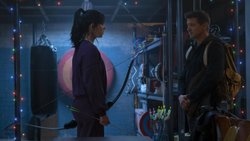Ohne Training geht's nicht: Hawkeye und seine designierte Nachfolgerin Kate Bishop