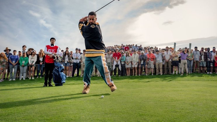 Happy Gilmore (Adam Sandler) muss sich zuerst wieder ans Golfen gewöhnen.