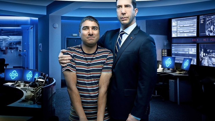 Unfähig und arrogant: Nick Mohammed und David Schwimmer (r.) als Cyber-Experten.