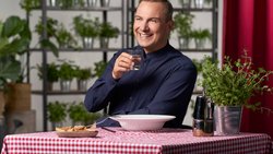 Mag’s nun plötzlich auch süss: Tim Raue.