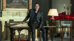 Baseball für Fortgeschrittene: Negan (Jeffrey Dean Morgan; 59).