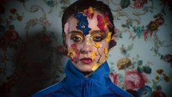 Rache ist bunt: Miu (Angela Bundalovic) taucht ganz tief in die Unterwelt von Kopenhagen ein.