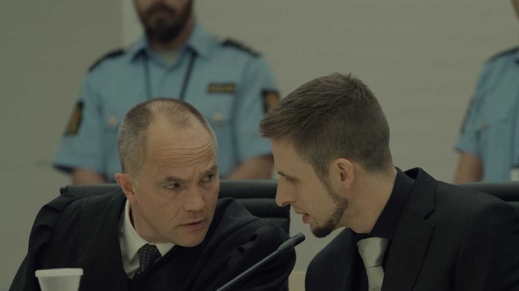 Wie verteidigt man einen Massenmörder wie Breivik (Danielsen Lie, r.)?