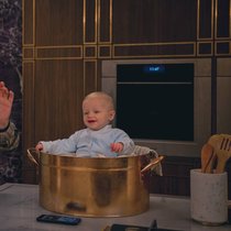 Riecht nach Ärger: Trevor Bingley (Rowan Atkinson) und Baby Jesus im Suppentopf.