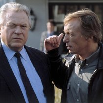 Dr. Renz (Günter Strack, l.) war der erste Anwalt und 60 Folgen lang an Matulas (Claus Theo Gärtner) Seite. Strack starb 1999 an Herzversagen.