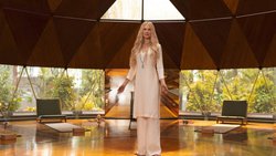 Nicole Kidman als unterkühlte, aber faszinierende russische Oberheilerin Masha.