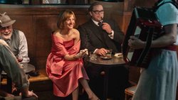 Verlieben sich in Paris: Bachmann (Vicky Krieps) und Frisch (Ronald Zehrfeld).