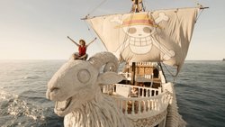 Ruffy und seine Crew machen in «One Piece» mit der «Flying Lamb» die Weltmeere  unsicher.