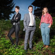 Familie Wyss: Sophie Hutter, Julian Koechlin, Rachel Braunschweig (v. l.).