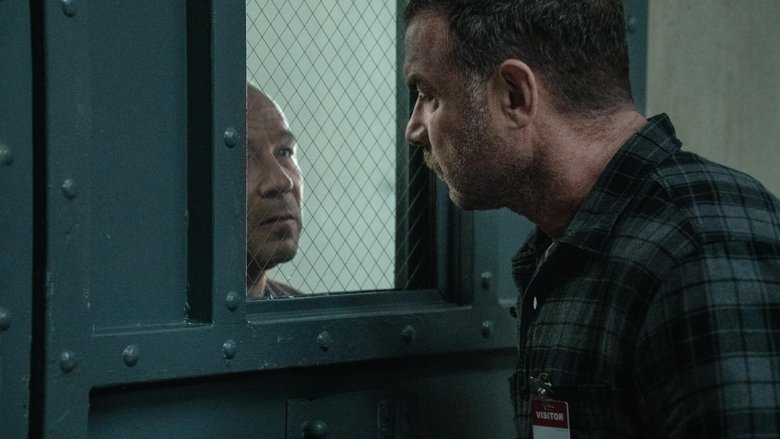 Jurek Walter (Stephen Graham, l.) und Jonah Lynn (Liev Schreiber).