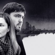Ungleiches Duo: Cormoran Strike (Tom Burke) und seine Partnerin Robin (Holliday Grainger).