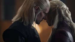 Vereint im Kampf gegen die Grünen: Rhaenyra Targaryen (Emma D’Arcy) und ihr Mann Daemon (Matt Smith).