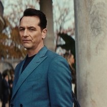 Gefangen in einem brandgefährlichen Spiel der Obsession: Aggie (Claire Danes), Nile (Matthew Rhys).