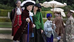 Im Dienst Ihrer Majestät: Jeanne ist immer an der Seite von Ludwig XV.