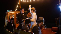Aus Freud wird Leid: Ein Schiffsunglück zerreisst am Hochzeitstag die Liebe von Godi und Pia.