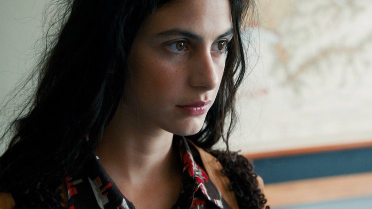 Chiara (Fotinì Peluso) hat die Macht der Drogen unterschätzt.