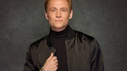 Smart, schnell und gewitzt: Matthias Schweighöfer mimt den Herzbuben im Netflix-Actionfilm «Heart of Stone».