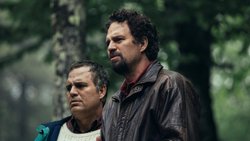 Mark Ruffalo als Dominick Birdsey und Zwillingsbruder Thomas