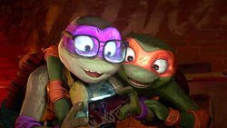 Auch wenn sie mutierte Schildkröten sind: Donatello und Michelangelo haben dieselben Hobbys wie andere Teenager.