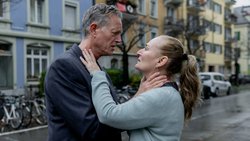 Alte Liebe: Nic (Peter Mygind) trifft Katharina (Rachel Braunschweig) wieder.