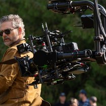 Eric Bana alias Kyle Turner darf eine weitere Staffel von «Untamed» drehen.