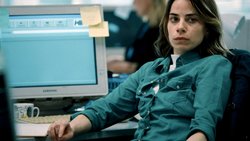 Danica Mandić (Milica Gojković) ist eine junge Journalistin mit unbequemer Neugier.