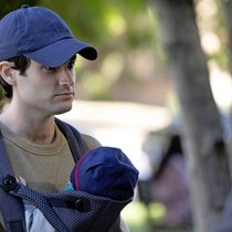 Daddy cool: Die Vaterschaft stellt Joe Goldberg (Penn Badgley) vor neue Probleme.