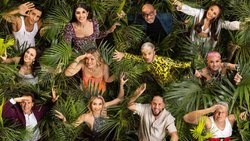 Die 12 Dschungecamper: (obere Reihe v.l.) Timur Ülker, Yeliz Koc, Pierre Sanoussi-Bliss, Alessia Herren; (mittlere Reihe v.l.) Lily Becker, Nina Bott, Sam Dylan, Edith Stehfest; (untere Reihe v.l.) Jörg Dahlmann, Anna-Carina Woitschack, Maurice Dziwak, Jürgen Hingsen.