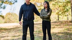 Kommen gegen Arnold Schwarzenegger und Jamie Lee Curtis nicht an: Steve Howey und Ginger Gonzaga.