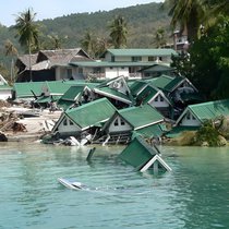 Elend und Tod: Nichts hielt dem verheerenden Tsunami stand.
