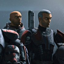 Hunter (M.; mit Echo und Wrecker) führt das fünfköpfige Team an.