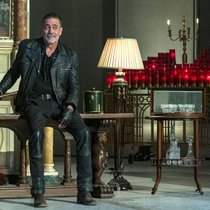 Baseball für Fortgeschrittene: Negan (Jeffrey Dean Morgan; 59).