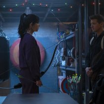 Ohne Training geht's nicht: Hawkeye und seine designierte Nachfolgerin Kate Bishop