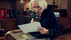 Nur das mit dem klaren Blick wird im Alter etwas schwieriger. Auch für Helen Mirren (80).