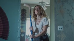 Hau drauf: Tatiana Maslany zeigt sich in der Apple-Serie «Maximum Pleasure Guaranteed» von einer ungewohnt entschlossenen Seite.