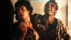 Unaufhaltsam, virtuos, einprägsam: Im Film «Aliens» (1986) multiplizierte James Cameron die Gefahr und schuf seinen eigenen Klassiker.