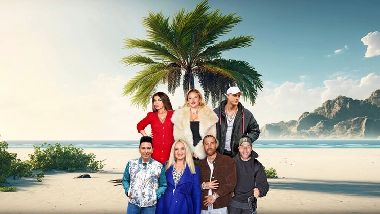 Realitystars unter sich: (hinten v.l.): Kader Loth, Evelyn Burdecki, Calvin Kleinen; (vorne v.l.:) Matthias Mangiapane, Sarah Knappik, Gigi Birofio, Filip Pavlović.
