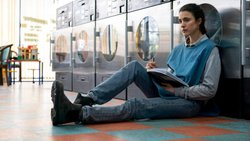 Aufgeben ist für Alex (Margaret Qualley) keine Option.