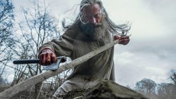 Alt, müde und mürrisch: Hugh Jackman als Robin Hood.