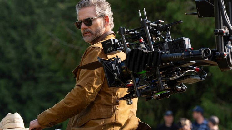 Eric Bana alias Kyle Turner darf eine weitere Staffel von «Untamed» drehen.