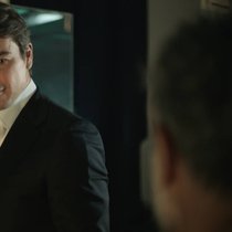 Da war alles noch in Ordnung: Alexander (Josh Hartnett) und Gabby Hoffman (Leila Farzad).