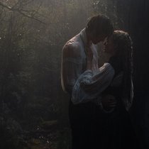 Amour fou: Catherine (Margot Robbie) und Heathcliff (Jacob Elordi).