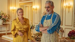 Zwischen den Eheleuten Hera (Janet McTeer) und Zeus (Jeff Goldblum) fliegen gern mal die Fetzen.