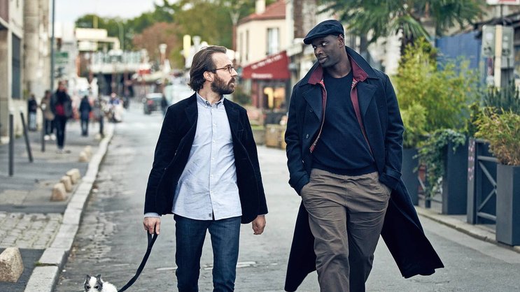 Gassi zu dritt: Die Freunde Assane (r.), Benjamin und Hündchen «J’accuse»..