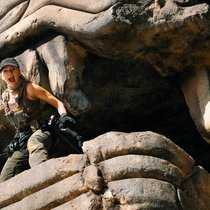 Söldnerin Zora (Scarlett Johansson) ist auf der Suche nach Dinoblut.