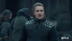 In kriegerische Konflikte verwickelt: Uhtred (Alexander Dreymon).