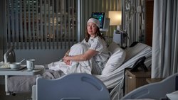 Ihr fehlen die letzten acht Jahre: Dr. Amy Larsen (Molly Parker).